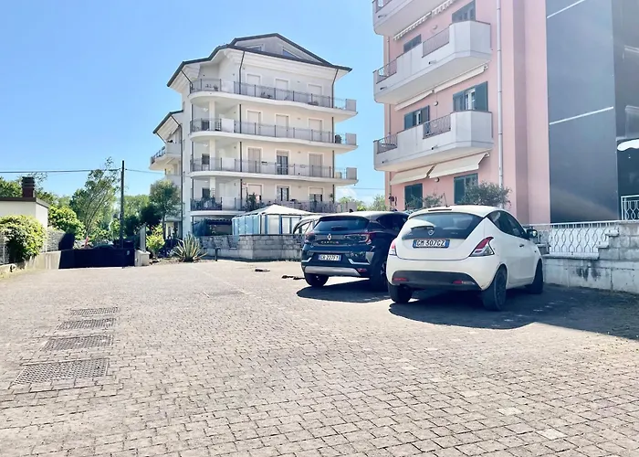 Apartment Bilocale Con Terrazzo E Parcheggio - Alba Blu