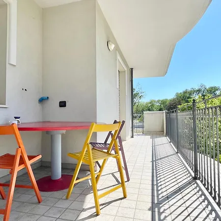 Apartment Bilocale Con Terrazzo E Parcheggio - Alba Blu