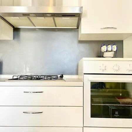 Bilocale Con Terrazzo E Parcheggio - Alba Blu * רימיני