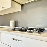 Bilocale Con Terrazzo E Parcheggio - Alba Blu *